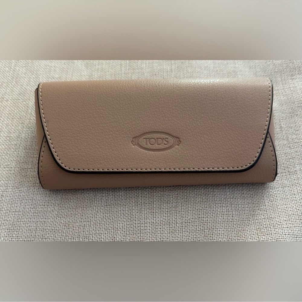 Tod’s Tan Pebbled Leather Sunglasses Case w/ Cloth Luxury Eyewear Case Like New!